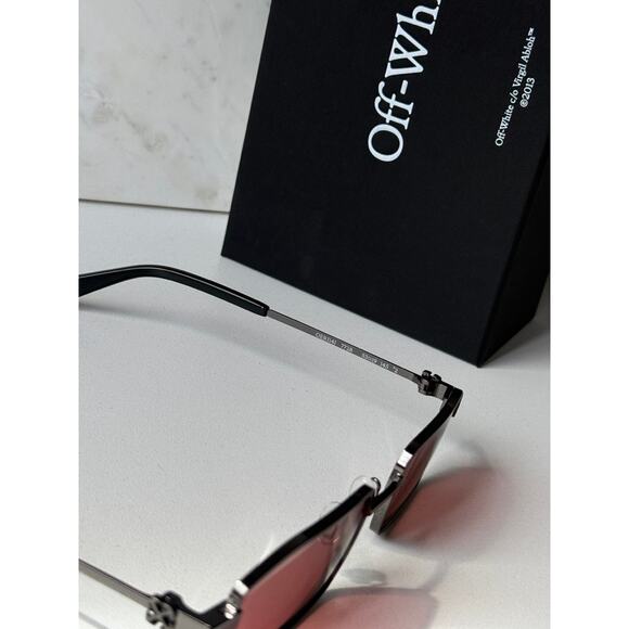 NEW Off White Loa Metal Unisex Sunglasses in Gunmetal Red - Picture 5 of 5